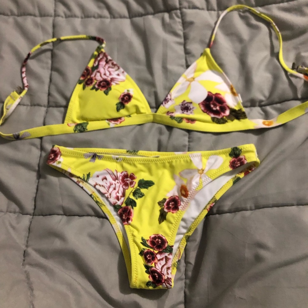 Yellow floral bikini set